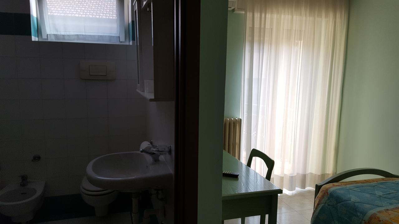 Hotel Dei Pini Medolago Luaran gambar